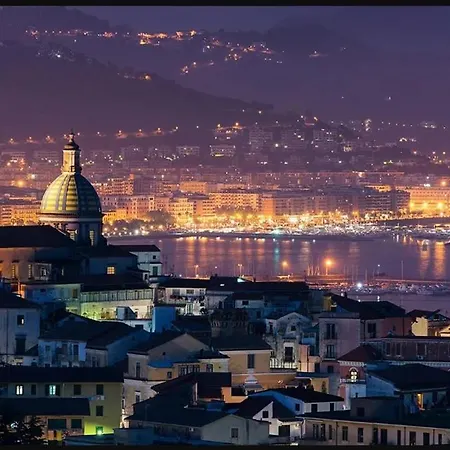 Charming Mogavero - With Private Parking Apartamento Salerno